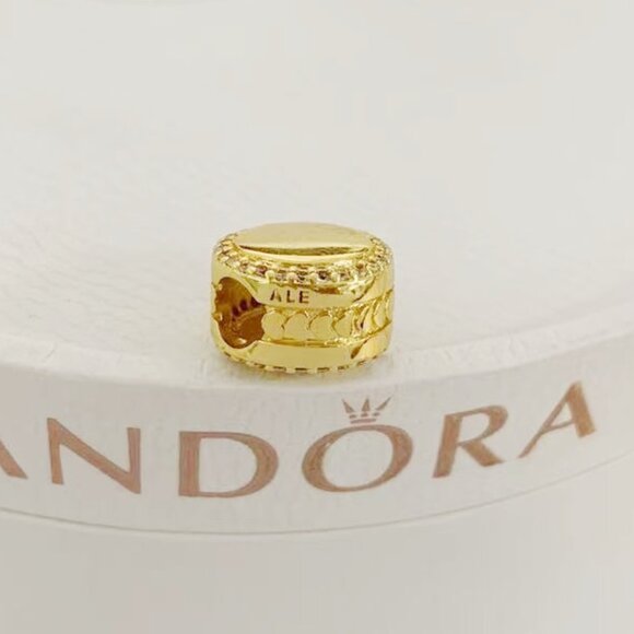 Pandora Engravable Niece Charm Gold-Plated - Picture 2 of 4